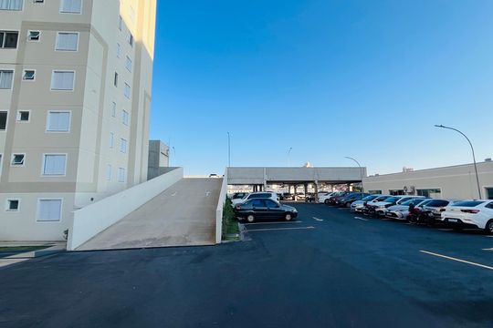 Apartamento para alugar com 2 quartos, 46m² em Vila Satúrnia, Campinas