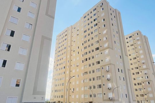 Apartamento para alugar com 2 quartos, 46m² em Vila Satúrnia, Campinas