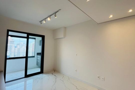 Apartamento para alugar com 2 quartos, 46m² em Vila Satúrnia, Campinas