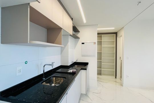 Apartamento para alugar com 2 quartos, 46m² em Vila Satúrnia, Campinas