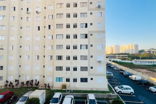 Apartamento para alugar com 2 quartos, 46m² em Vila Satúrnia, Campinas