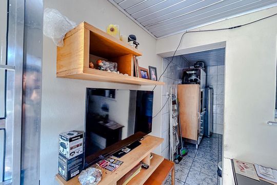 Entrada de casa à venda com 1 quarto, 132m² em Chácara Califórnia, São Paulo