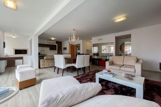 Sala de apartamento para alugar com 3 quartos, 162m² em Jardim Europa, Porto Alegre