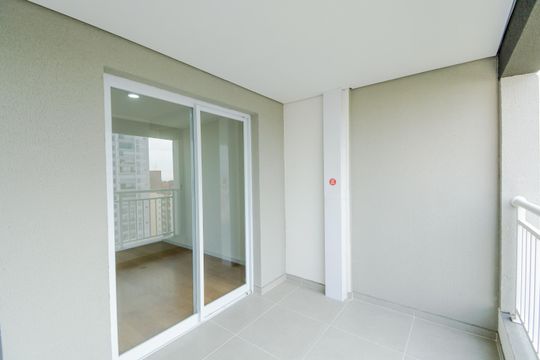 Varanda de kitnet/studio para alugar com 1 quarto, 30m² em Picanço, Guarulhos