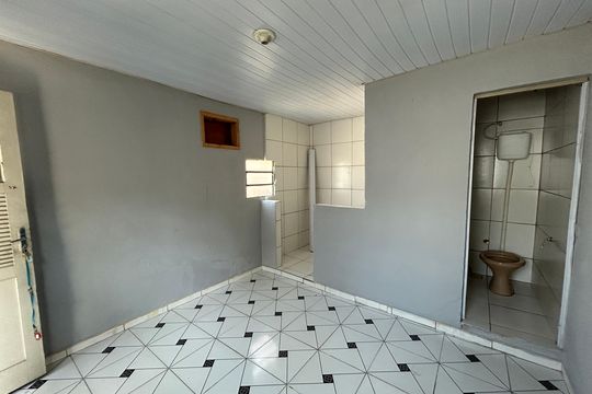 Kitnet/Studio para alugar com 1 quarto, 27m² em Vila Valqueire, Rio de Janeiro