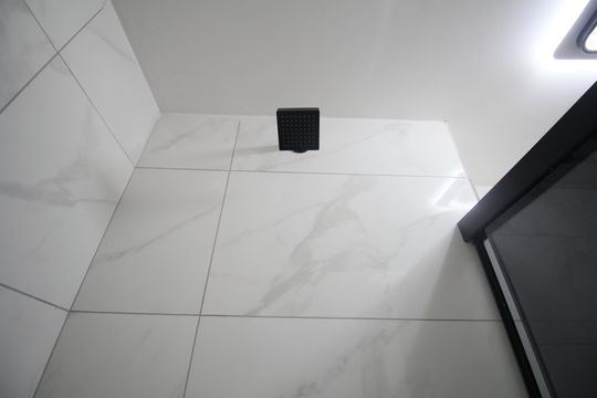 Banheiro de apartamento à venda com 2 quartos, 48m² em Vila Andrade, São Paulo