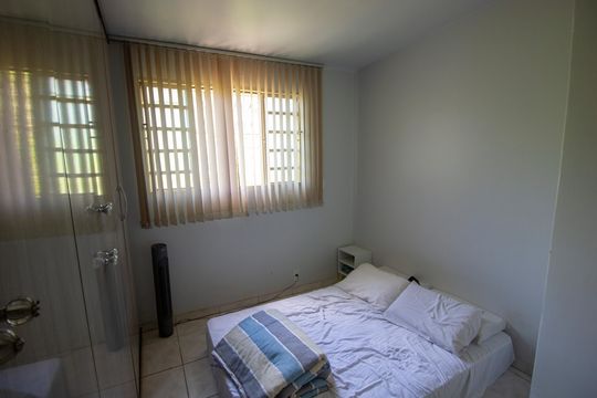 Casa à venda com 3 quartos, 175m² em Qr 4, Brasília