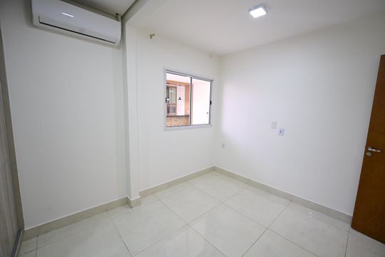 Casa de Condomínio para alugar com 2 quartos, 210m² em Setor Garavelo, Goiânia