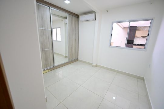 Casa de Condomínio para alugar com 2 quartos, 210m² em Setor Garavelo, Goiânia