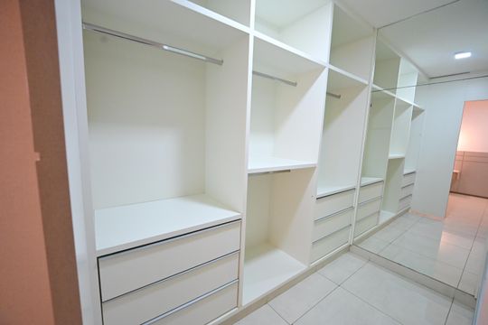 Casa de Condomínio para alugar com 2 quartos, 210m² em Setor Garavelo, Goiânia