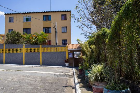 Fachada de apartamento para alugar com 2 quartos, 47m² em Conjunto Habitacional Santa Etelvina Iii, São Paulo