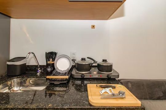 Cozinha de kitnet/studio à venda com 1 quarto, 27m² em Pinheiros, São Paulo