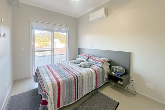 Suíte  de apartamento para alugar com 2 quartos, 62m² em Ingleses do Rio Vermelho, Florianópolis