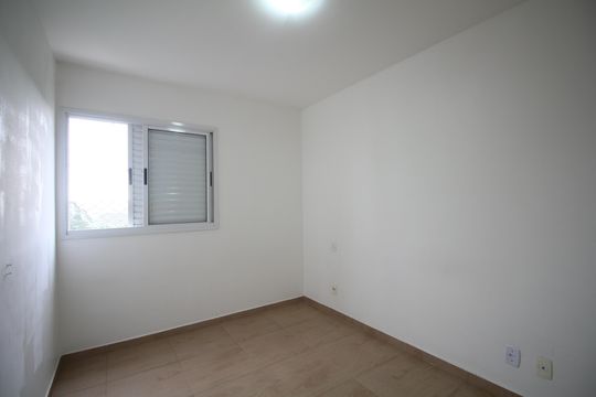Quarto 3 de apartamento para alugar com 2 quartos, 56m² em Vila Sonia do Taboao, Taboão da Serra