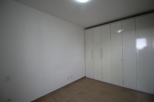 Apartamento para alugar com 2 quartos, 56m² em Vila Sonia do Taboao, Taboão da Serra