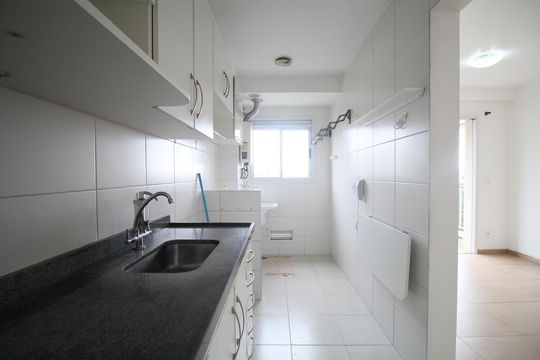 Cozinha/Área de serviço de apartamento para alugar com 2 quartos, 56m² em Vila Sonia do Taboao, Taboão da Serra