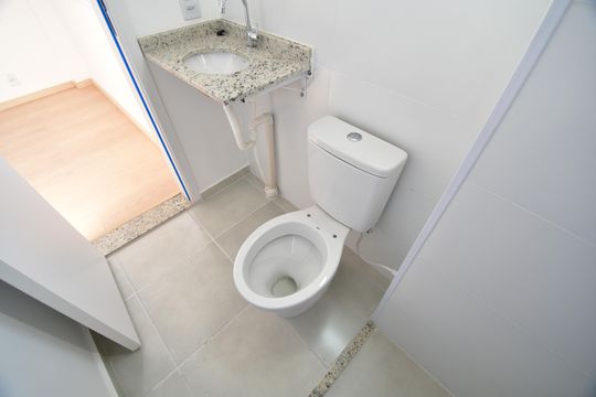 Banheiro Suíte de apartamento para alugar com 2 quartos, 49m² em Fazenda Santa Cândida, Campinas