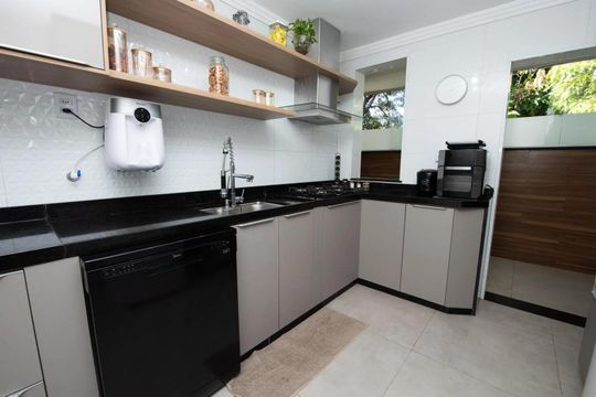 Cozinha de apartamento para alugar com 3 quartos, 120m² em Eldorado, Contagem