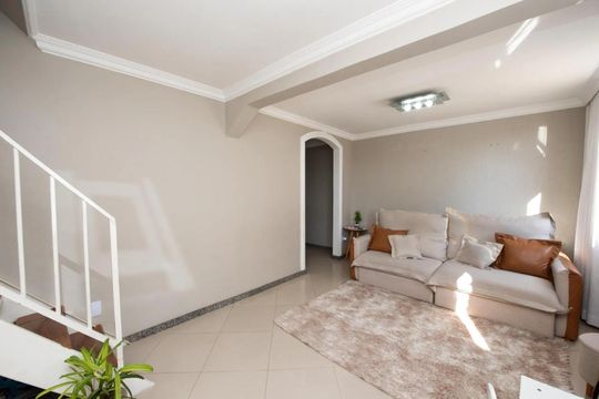 Apartamento para alugar com 3 quartos, 120m² em Eldorado, Contagem