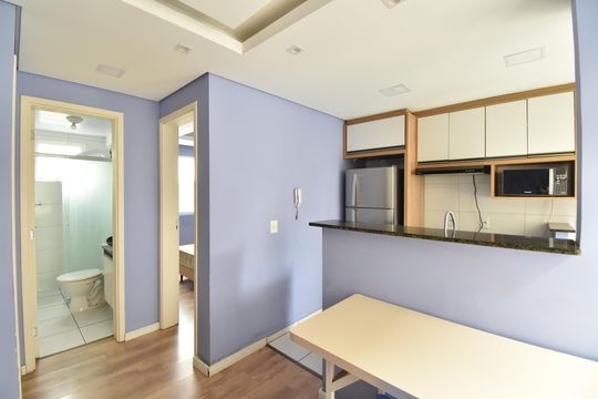 Sala/Cozinha de apartamento à venda com 2 quartos, 41m² em Jardim Monterrey, Curitiba