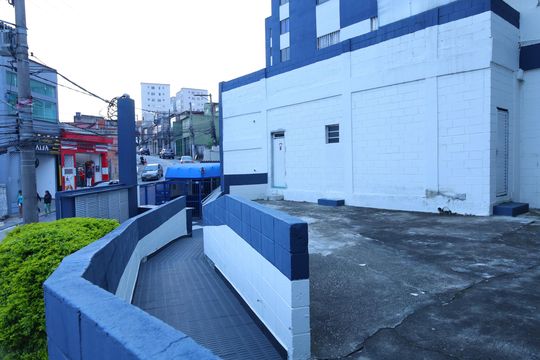 Área comum - Rampa de acesso de apartamento à venda com 3 quartos, 50m² em Vila Chabilandia, São Paulo