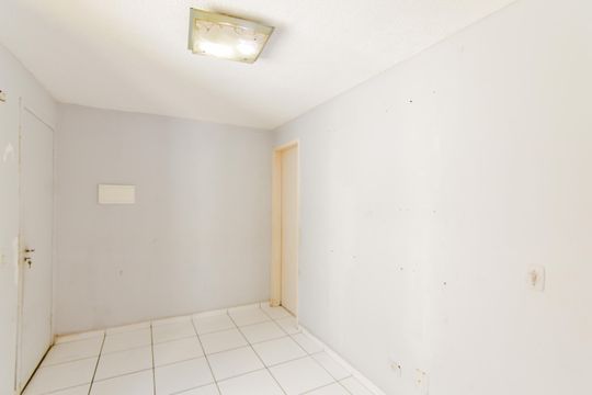 Sala de apartamento à venda com 2 quartos, 50m² em Jardim Guilhermino, Guarulhos