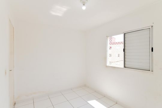 Quarto 2 de apartamento à venda com 2 quartos, 50m² em Jardim Guilhermino, Guarulhos