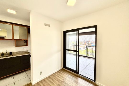 Sala de apartamento para alugar com 2 quartos, 62m² em Vila Esperança, São Paulo