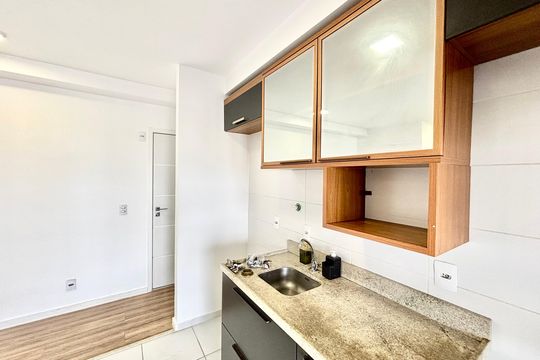 Cozinha de apartamento para alugar com 2 quartos, 62m² em Vila Esperança, São Paulo