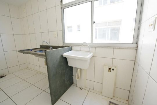 Área de serviço de apartamento para alugar com 2 quartos, 55m² em Darcy Vargas, Belo Horizonte