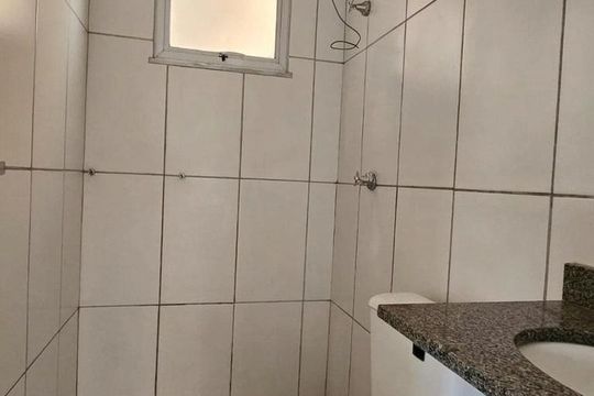 Banheiro de apartamento para alugar com 2 quartos, 55m² em Darcy Vargas, Belo Horizonte