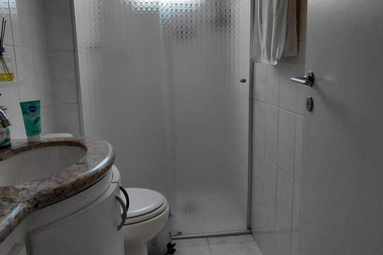 Banheiro  de apartamento à venda com 2 quartos, 68m² em Santa Paula, São Caetano do Sul