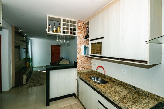 Cozinha de apartamento para alugar com 2 quartos, 65m² em Jardim dos Comerciários, Belo Horizonte