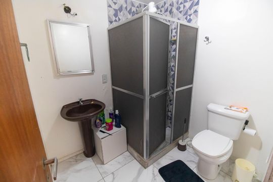 Banheiro Social de apartamento à venda com 3 quartos, 113m² em Santa Rosa, Niterói