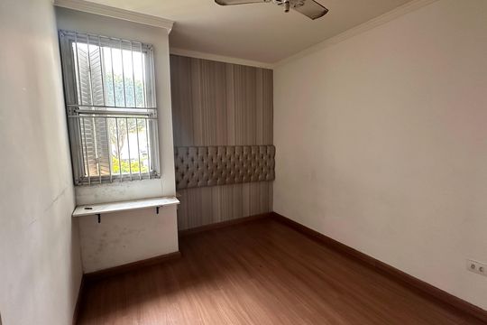 Apartamento à venda com 2 quartos, 60m² em Jardim Santa Josefina, São Paulo