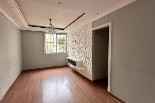 Apartamento à venda com 2 quartos, 60m² em Jardim Santa Josefina, São Paulo