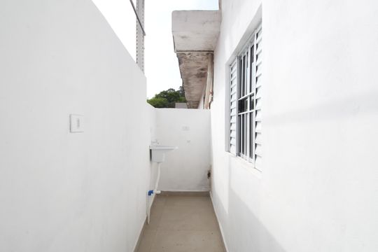 Casa para alugar com 1 quarto, 46m² em Parque Assuncao, Taboão da Serra