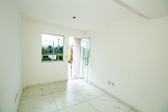 Casa à venda com 2 quartos, 80m² em Santa Branca, Belo Horizonte
