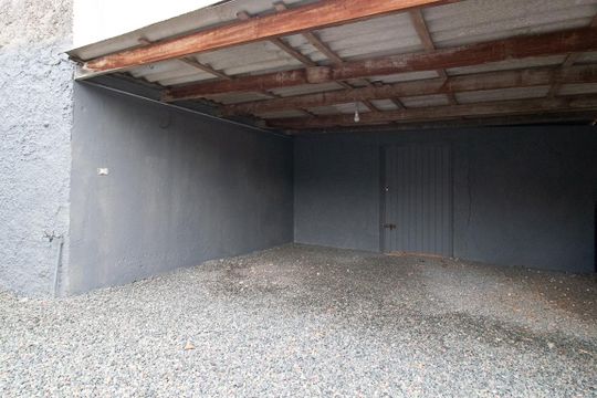 Garagem de casa para alugar com 2 quartos, 100m² em Xaxim, Curitiba