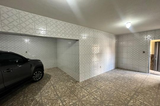 Garagem de casa de condomínio para alugar com 3 quartos, 360m² em Cabral, Contagem