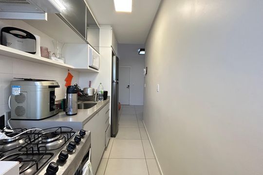 Cozinha de apartamento para alugar com 3 quartos, 83m² em Campeche Leste, Florianópolis