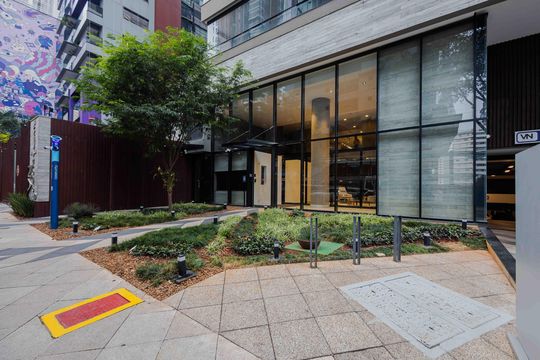 Fachada de kitnet/studio para alugar com 1 quarto, 28m² em Pinheiros, São Paulo