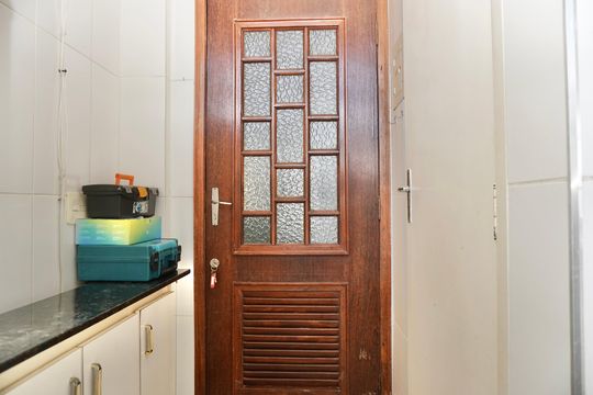 Cozinha e Área de Serviço de apartamento à venda com 3 quartos, 80m² em Floresta, Belo Horizonte
