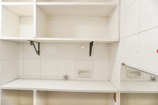 Banheiro 2 de apartamento à venda com 3 quartos, 80m² em Floresta, Belo Horizonte