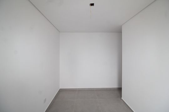 Quarto 2 de apartamento para alugar com 2 quartos, 41m² em Vila Mazzei, São Paulo