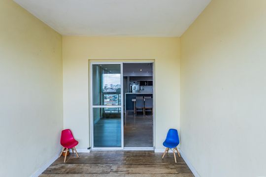 Apartamento à venda com 2 quartos, 72m² em Vila Cavaton, São Paulo