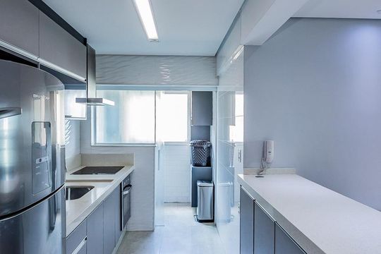 Apartamento à venda com 2 quartos, 72m² em Vila Cavaton, São Paulo