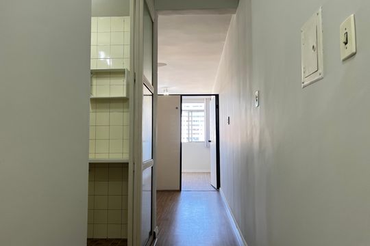 Corredor de apartamento para alugar com 1 quarto, 45m² em Cascatinha, Juiz de Fora