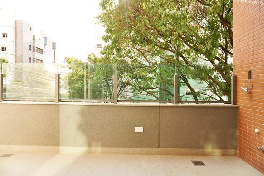 Varanda  de apartamento à venda com 1 quarto, 64m² em São Pedro, Belo Horizonte