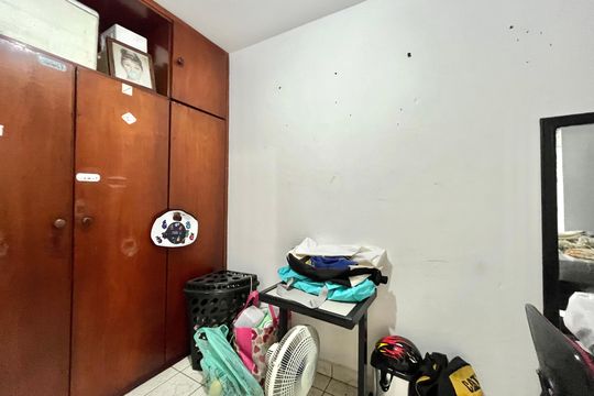 Quarto de Serviço de casa à venda com 3 quartos, 157m² em Conjunto Residencial Jardim Canaa, São Paulo